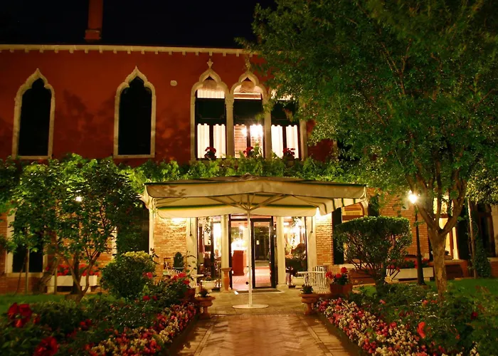 Pensione Accademia - Villa Maravege Venise